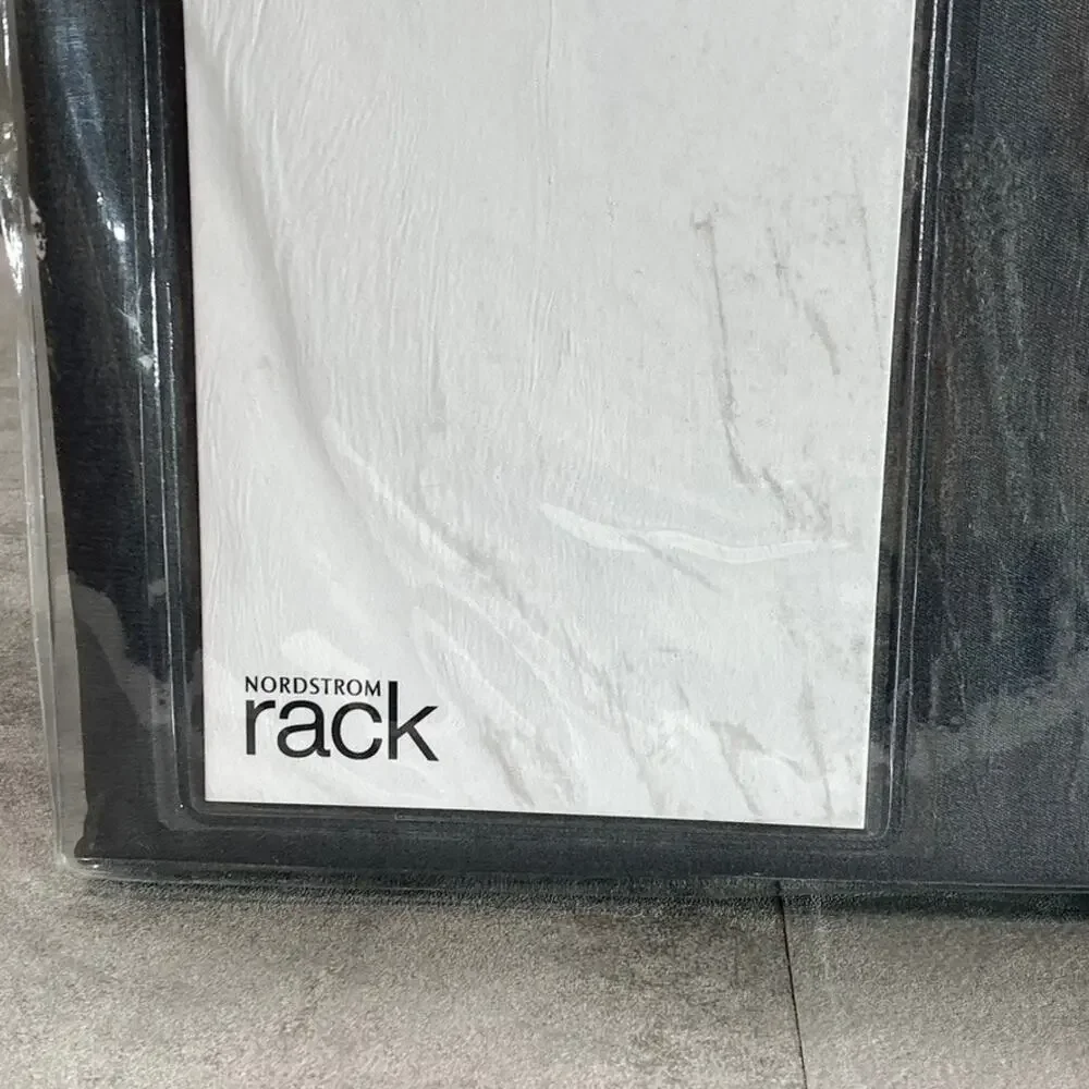 NORDSTROM RACK Gray Pearl Dot Print 4-Piece King Size Bed Sheet Set